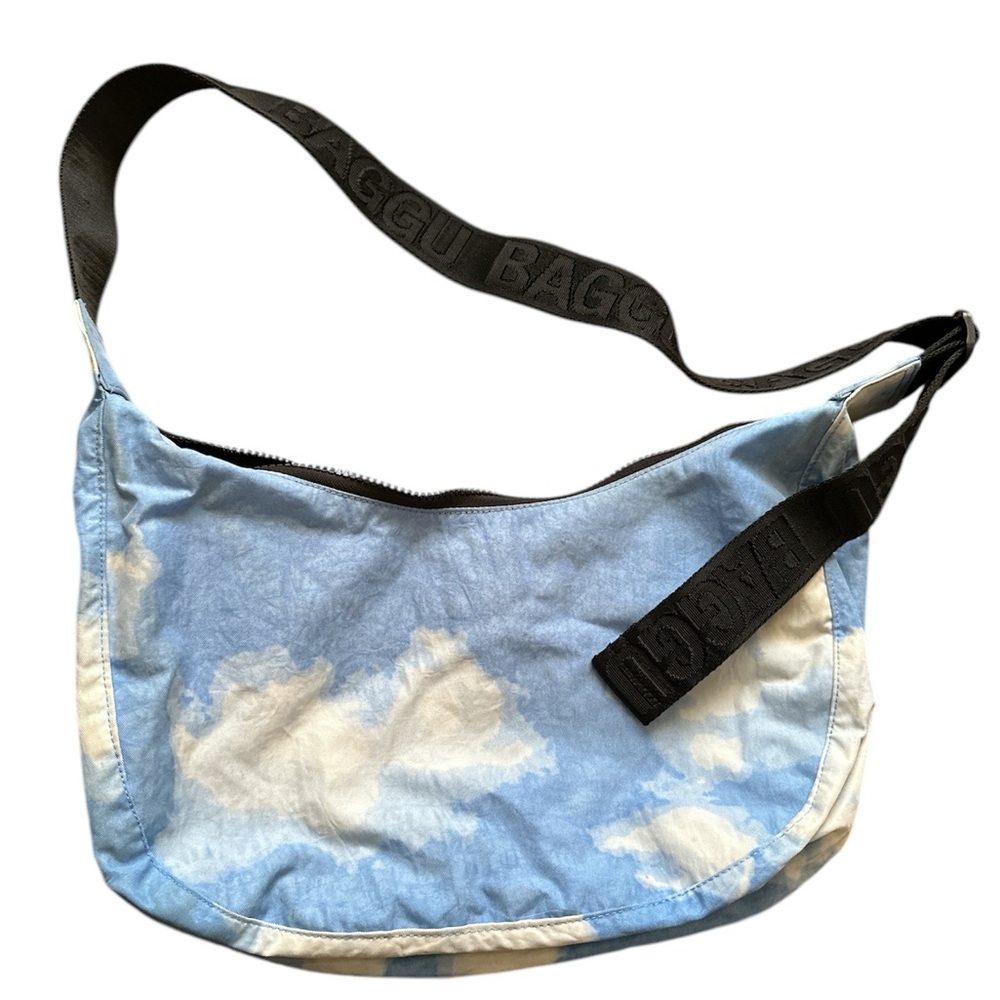 BAGGU Medium Nylon Crescent Cloud Print NEEDS LOVE - Broken Zipper